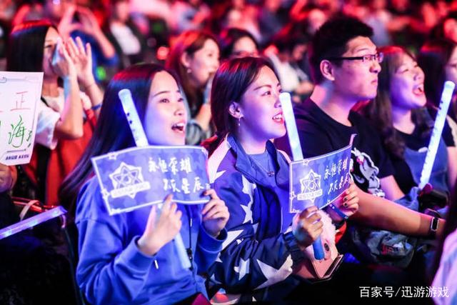 摸牌爆表